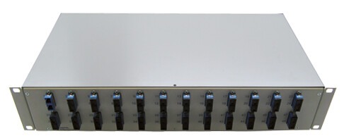 19″ Spleißbox FiberPatch M-Easy 2HE, Einbau in Datenschränke, ausziehbare Steckerplatte